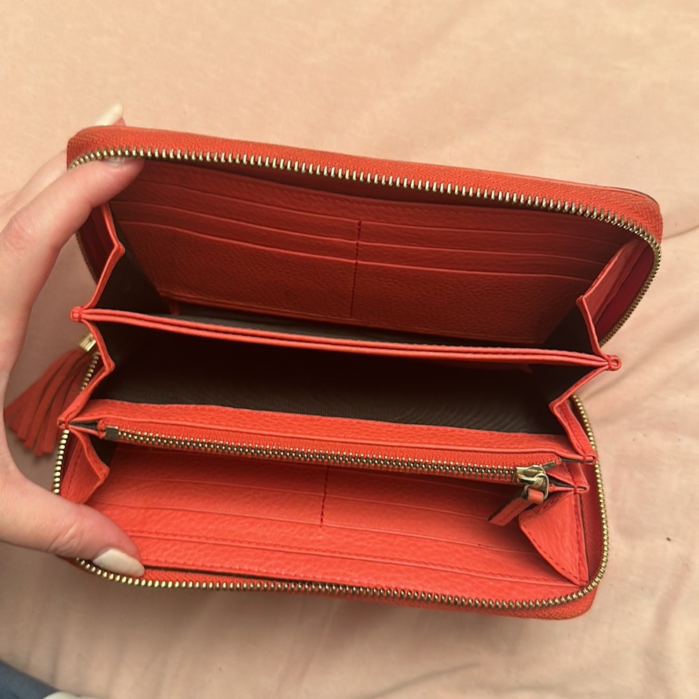 Gucci Wallet - Picture 3 of 3